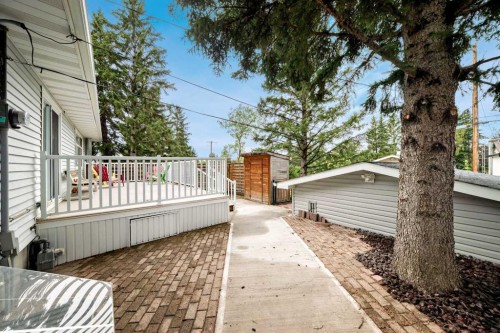 6203 Dalmarnock Green Nw, Calgary, AB - Outdoor With Exterior