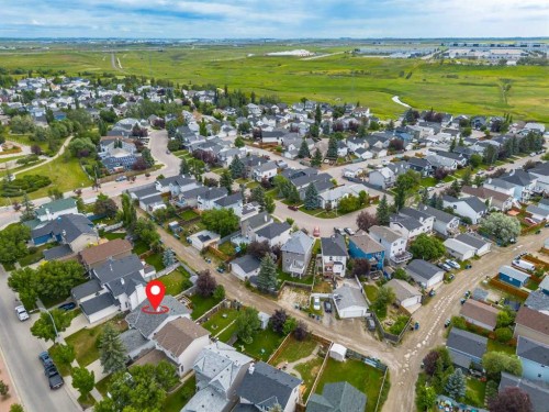 940 Coventry Drive Ne, Calgary, AB - Outdoor With View