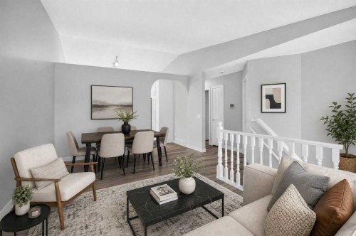 940 Coventry Drive Ne, Calgary, AB - Indoor Photo Showing Living Room
