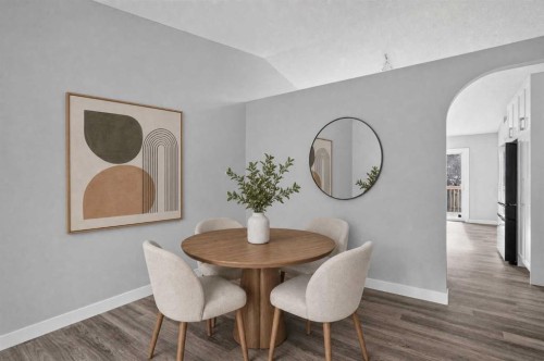 940 Coventry Drive Ne, Calgary, AB - Indoor Photo Showing Dining Room