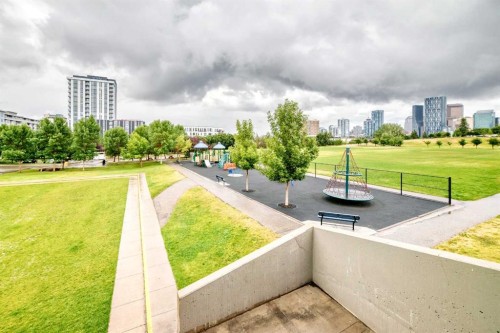 323-88 9 Street Ne, Calgary, AB - Outdoor
