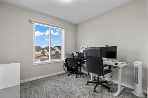 111 Hillcrest Close Sw, Airdrie, AB - Indoor Photo Showing Office