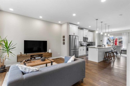 111 Hillcrest Close Sw, Airdrie, AB - Indoor