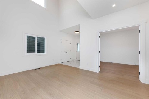 503 Rivercrest View, Cochrane, AB - Indoor Photo Showing Other Room