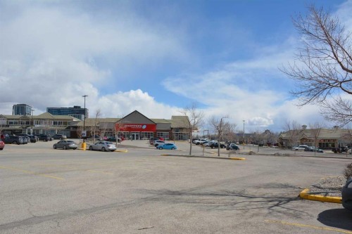 13-803 Varsity Estates Drive Nw, Calgary, AB - Outdoor