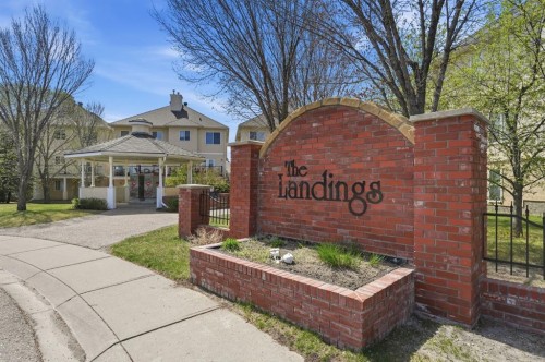 101 Sierra Morena Landing Sw, Calgary, AB - Outdoor