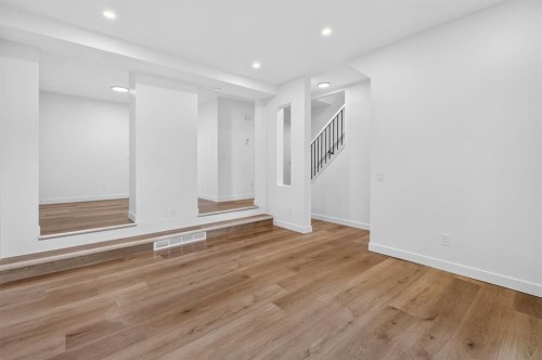 905-5340 17 Avenue Sw, Calgary, AB - Indoor Photo Showing Other Room