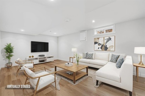 905-5340 17 Avenue Sw, Calgary, AB - Indoor Photo Showing Living Room