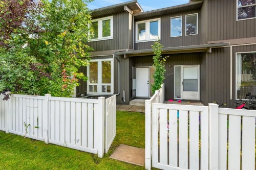 905-5340 17 Avenue Sw, Calgary, AB - Outdoor