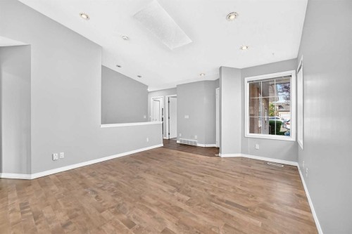 337 Harvest Lake Green Ne, Calgary, AB - Indoor Photo Showing Other Room