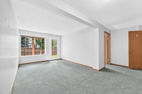 337 Harvest Lake Green Ne, Calgary, AB - Indoor Photo Showing Other Room