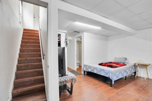 6515 Martingrove Drive Ne, Calgary, AB - Indoor