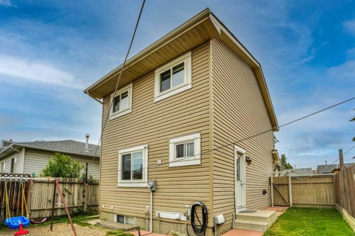 6515 Martingrove Drive Ne, Calgary, AB - Outdoor