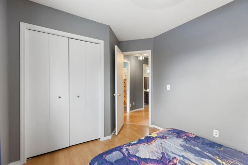 176 Riverbend Drive Se, Calgary, AB - Indoor Photo Showing Bedroom