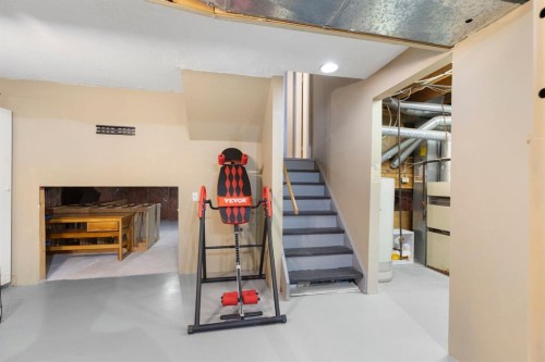 176 Riverbend Drive Se, Calgary, AB - Indoor