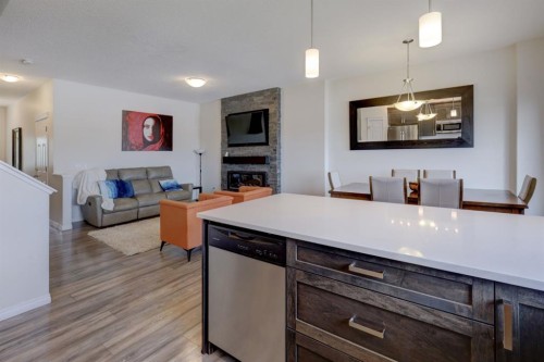 673 Hillcrest Road Sw, Airdrie, AB - Indoor