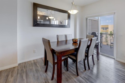 673 Hillcrest Road Sw, Airdrie, AB - Indoor Photo Showing Dining Room