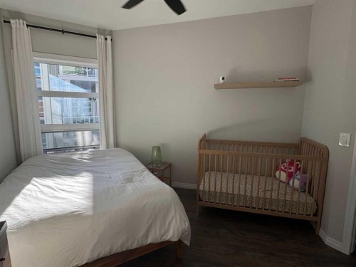 343-333 Riverfront Avenue Se, Calgary, AB - Indoor Photo Showing Bedroom