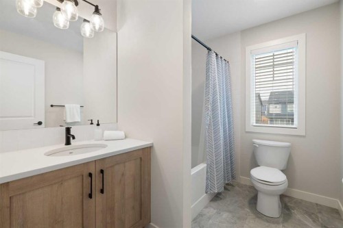 364 Fireside Way, Cochrane, AB - Indoor Photo Showing Bathroom