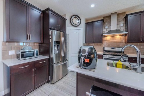 115 Savanna Parade Ne, Calgary, AB 