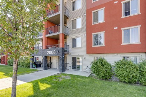 2117-403 Mackenzie Way Sw, Airdrie, AB - Outdoor