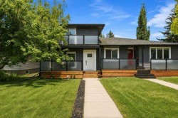 3605 Kerry Park Road SWCalgary, AB T3E 4S5