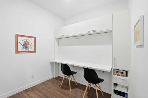 628-88 9 Street Ne, Calgary, AB - Indoor Photo Showing Office