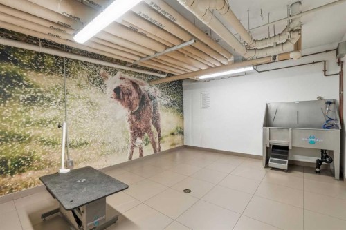 628-88 9 Street Ne, Calgary, AB - Indoor Photo Showing Other Room