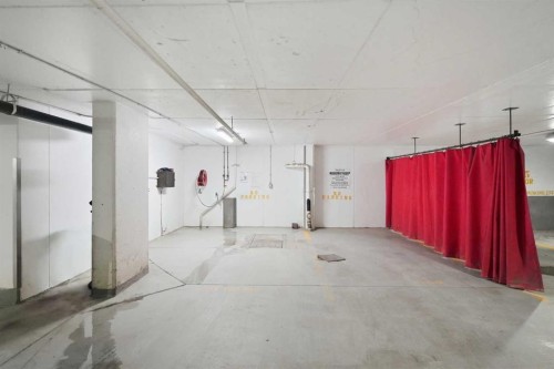 628-88 9 Street Ne, Calgary, AB - Indoor