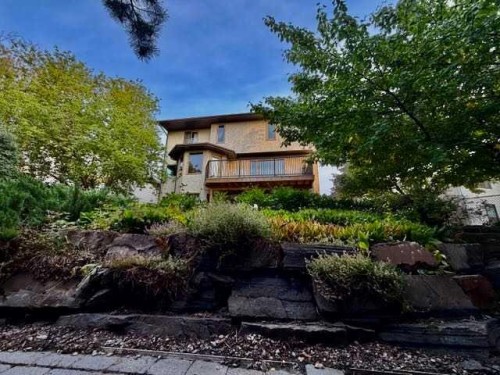 151 Riverside Mews Se, Calgary, AB - Outdoor