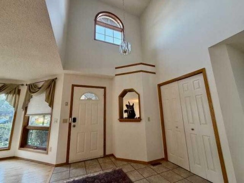 151 Riverside Mews Se, Calgary, AB - Indoor Photo Showing Other Room