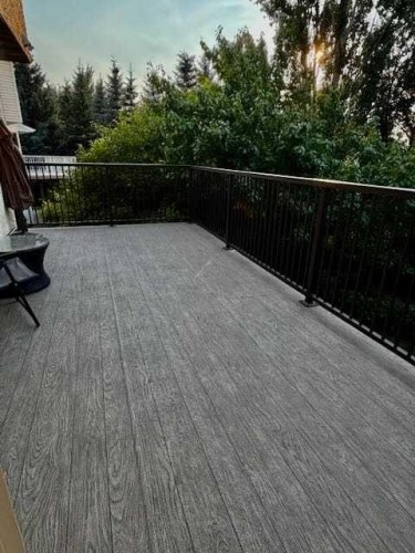 151 Riverside Mews Se, Calgary, AB - Outdoor