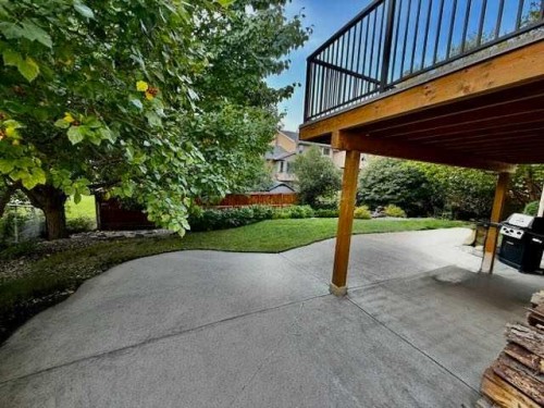 151 Riverside Mews Se, Calgary, AB - Outdoor