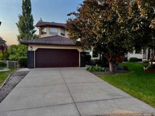 151 Riverside Mews Se, Calgary, AB - Outdoor