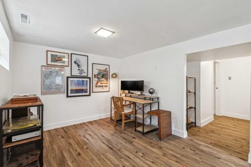 1644 16 Street Se, Calgary, AB - Indoor