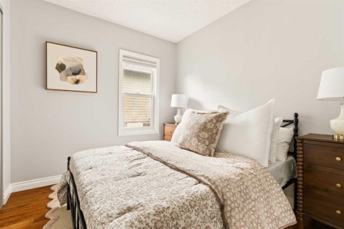 813 3 Avenue Nw, Calgary, AB - Indoor Photo Showing Bedroom