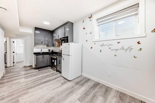 330 Ambleton Drive Nw, Calgary, AB - Indoor Photo Showing Kitchen