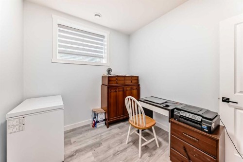 330 Ambleton Drive Nw, Calgary, AB - Indoor
