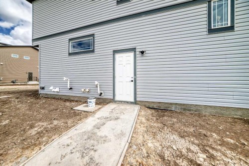 330 Ambleton Drive Nw, Calgary, AB - Outdoor