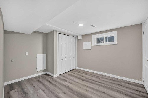1608 3 Street Nw, Calgary, AB - Indoor Photo Showing Other Room