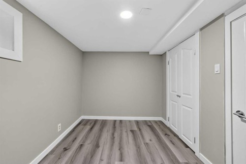 1608 3 Street Nw, Calgary, AB - Indoor Photo Showing Other Room