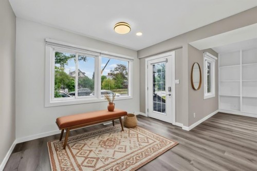1608 3 Street Nw, Calgary, AB - Indoor