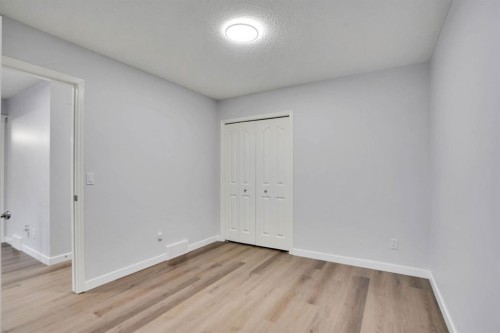 41 Millview Park Sw, Calgary, AB - Indoor Photo Showing Other Room