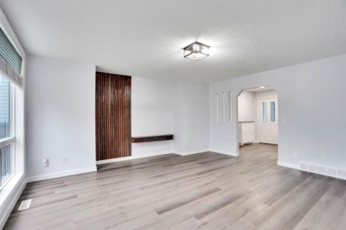 41 Millview Park Sw, Calgary, AB - Indoor Photo Showing Other Room