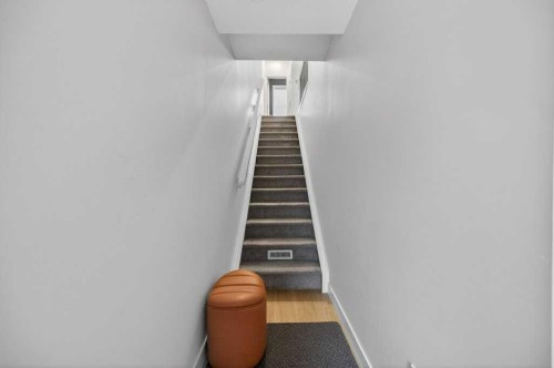 606-550 Seton Circle Se, Calgary, AB - Indoor Photo Showing Other Room