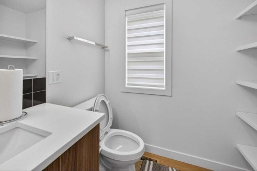 606-550 Seton Circle Se, Calgary, AB - Indoor