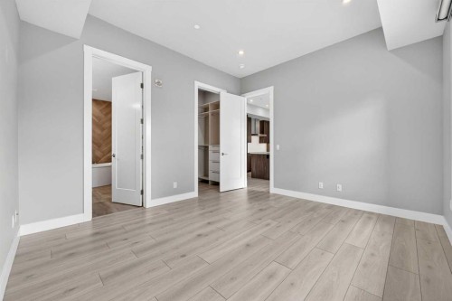 302-275 Lebel Crescent Nw, Calgary, AB - Indoor Photo Showing Other Room