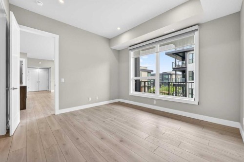 302-275 Lebel Crescent Nw, Calgary, AB - Indoor Photo Showing Other Room