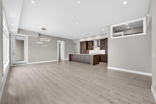302-275 Lebel Crescent Nw, Calgary, AB - Indoor