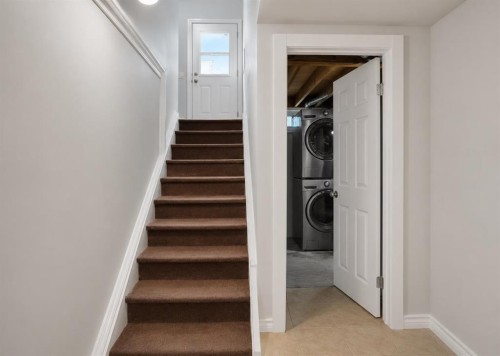 896 Rundlecairn Way Ne, Calgary, AB - Indoor